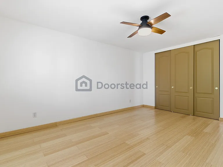 145 Shoreline Dr — Photo 18