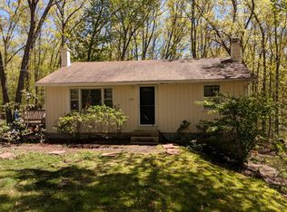 43 Seaverns Bridge Rd, Merrimack, NH 03054