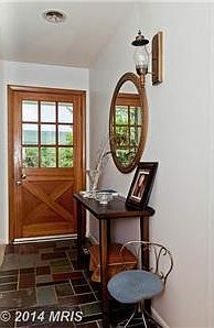 Foyer with ceramic tile