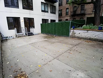 Rented by Tapiro Realty