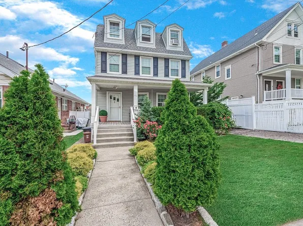 13-11 154th St #1, Whitestone, NY 11357