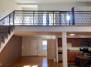 255 W 7th St APT 23, San Pedro, CA 90731