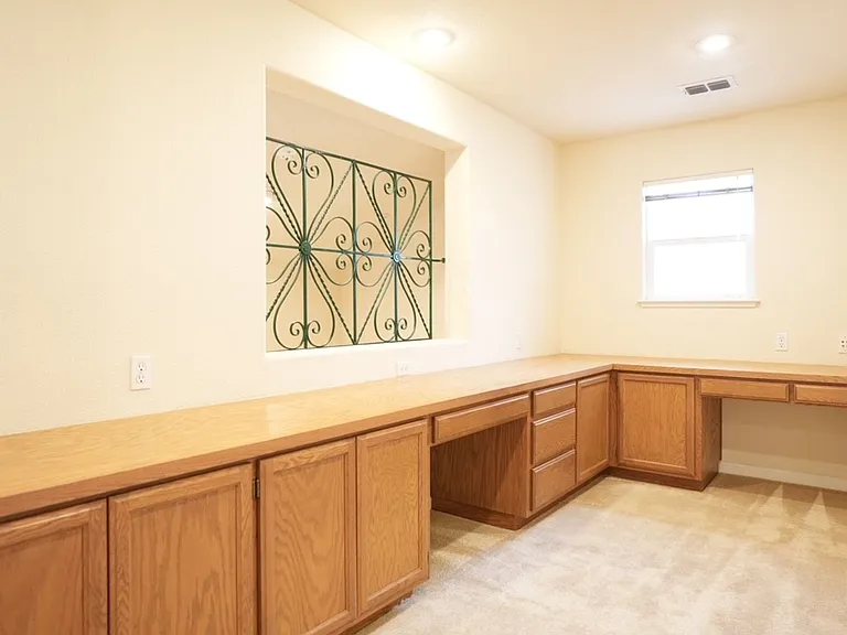 54 Summerbrooke Cir — Photo 29