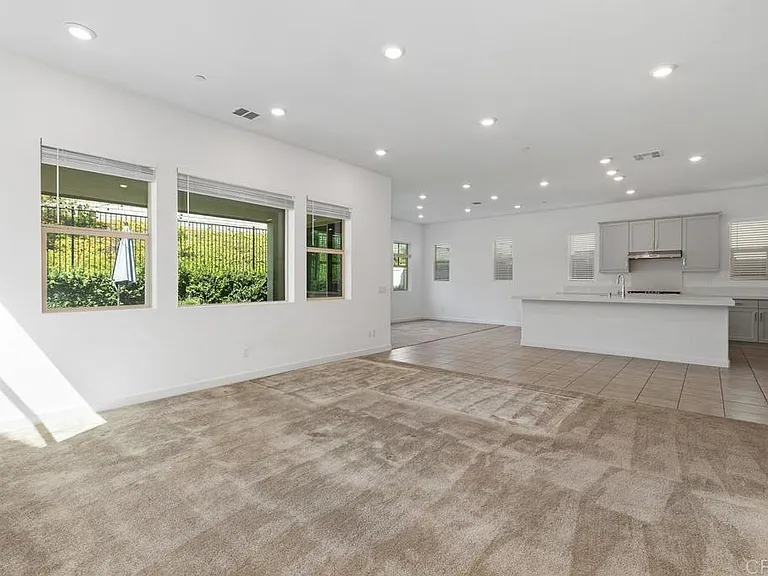 702 Westbrook Loop — Photo 8