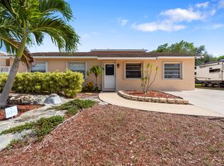 1114 Chickasaw St, Jupiter, FL 33458
