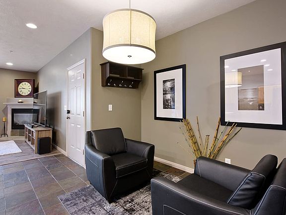 4th image of 1255 Wolf Hollow Ln Unit 101