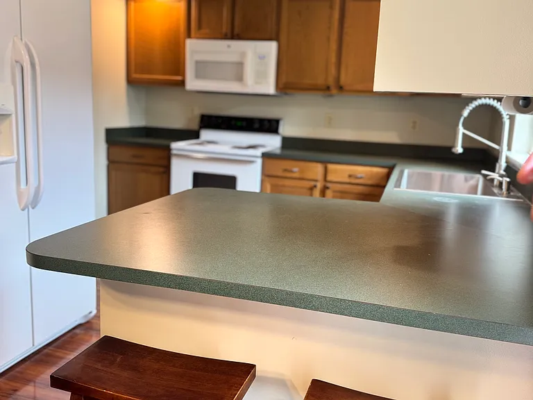 1282 Hunters Ridge Dr — Photo 9