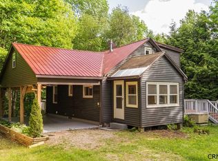 2 Hoffman Rd, Middle Grove, NY 12850