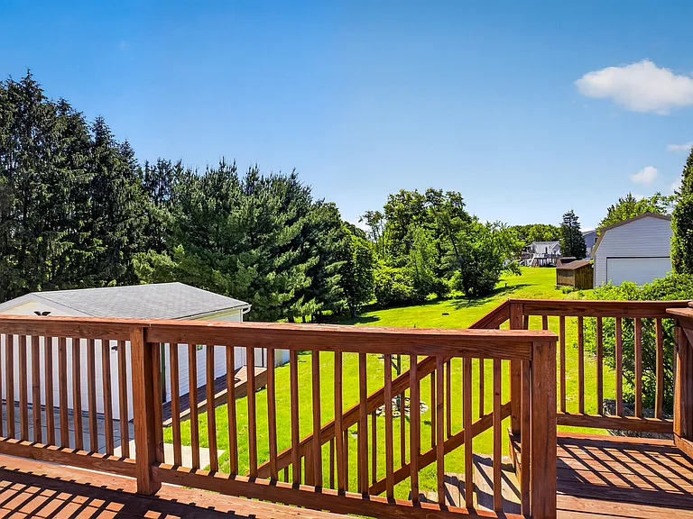 4304 Paradise Dr — Photo 20