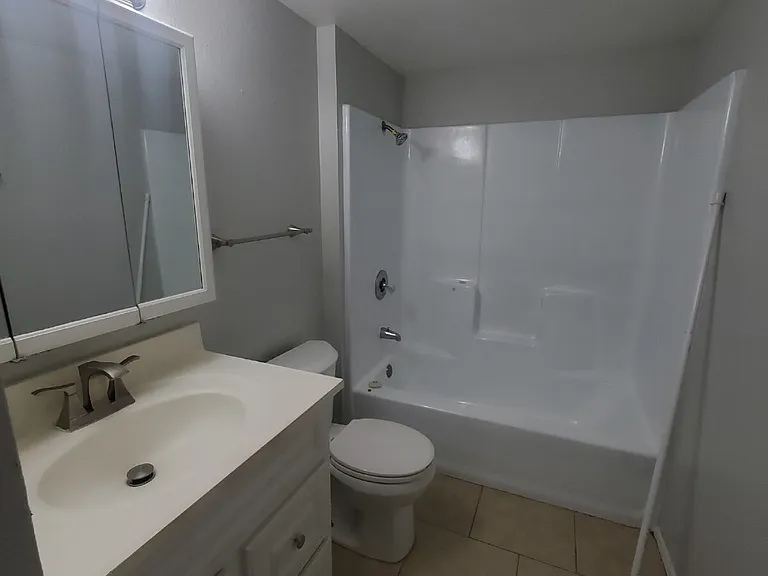 9228 N 7th Ave #2 — Photo 3