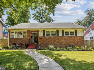 1330 Fernway Rd NW, Washington, DC 20012