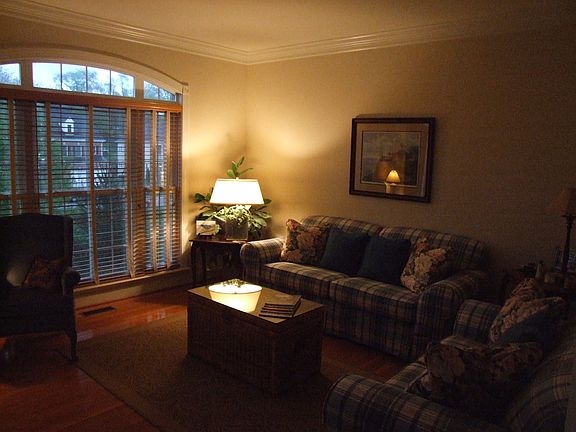 3rd image of 3798 Maryalice Pl