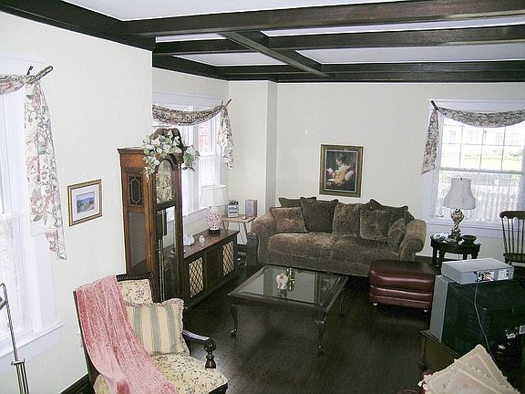 Wood Floors and Beamed Ceilings
