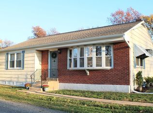 204 Springfield Ave, Folsom, PA 19033