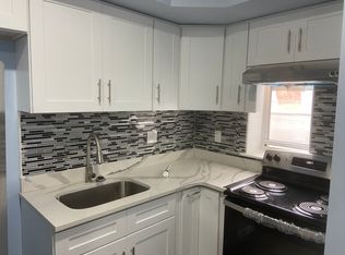 547 N 10th St FLOOR 1, Philadelphia, PA 19123