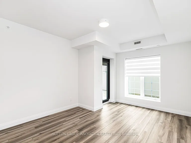 153 Wilson St W #105 — Photo 12