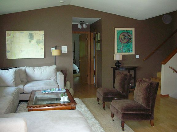 upper lounge