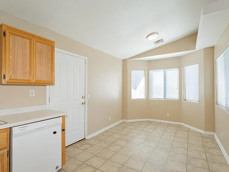 1822 Big Horn St — Photo 13