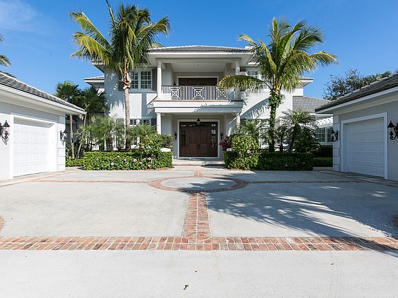 3rd image of 161 Seaspray Ln