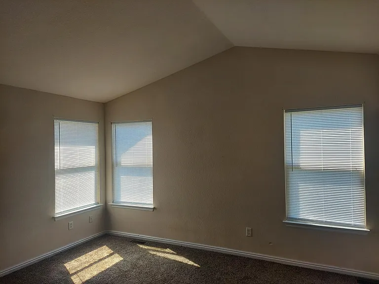 9162 E Missouri Ave — Photo 4