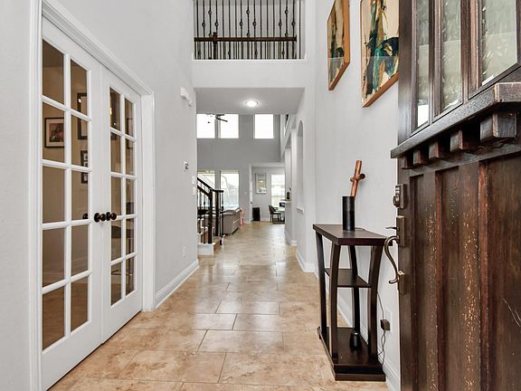 4th image of 24723 Heirloom Ln