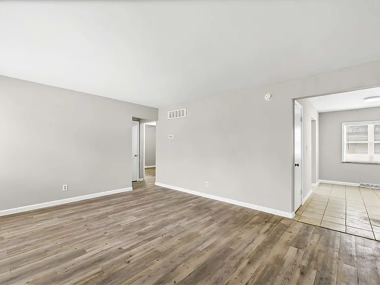 20648 Lorain Rd — Photo 12