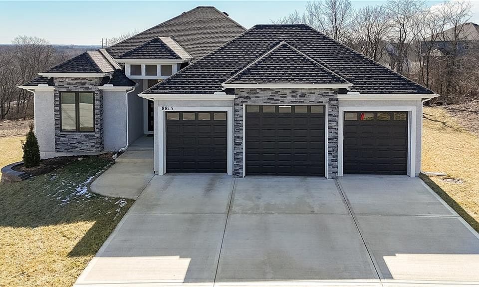 1st image of 8813 N Lister Ct