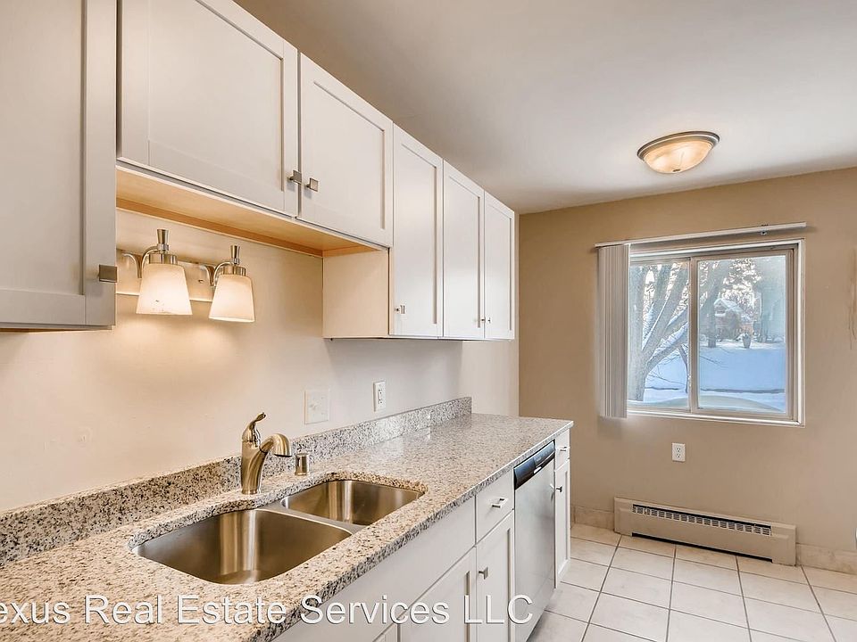 1st image of 1031 Cromwell Ave APT 203