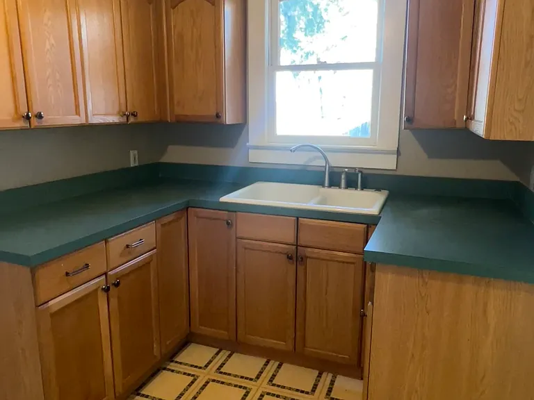 1410 NE 53rd St — Photo 3
