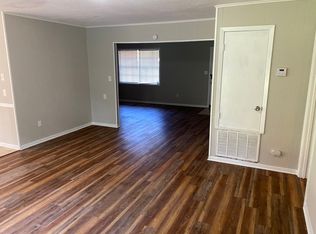 5721 Beechcrest Ct, Jackson, MS 39211