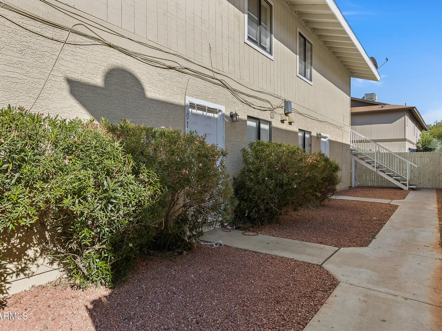 2 bed, 2.0 bath, 830 sqft, $1,450 — Photo 3