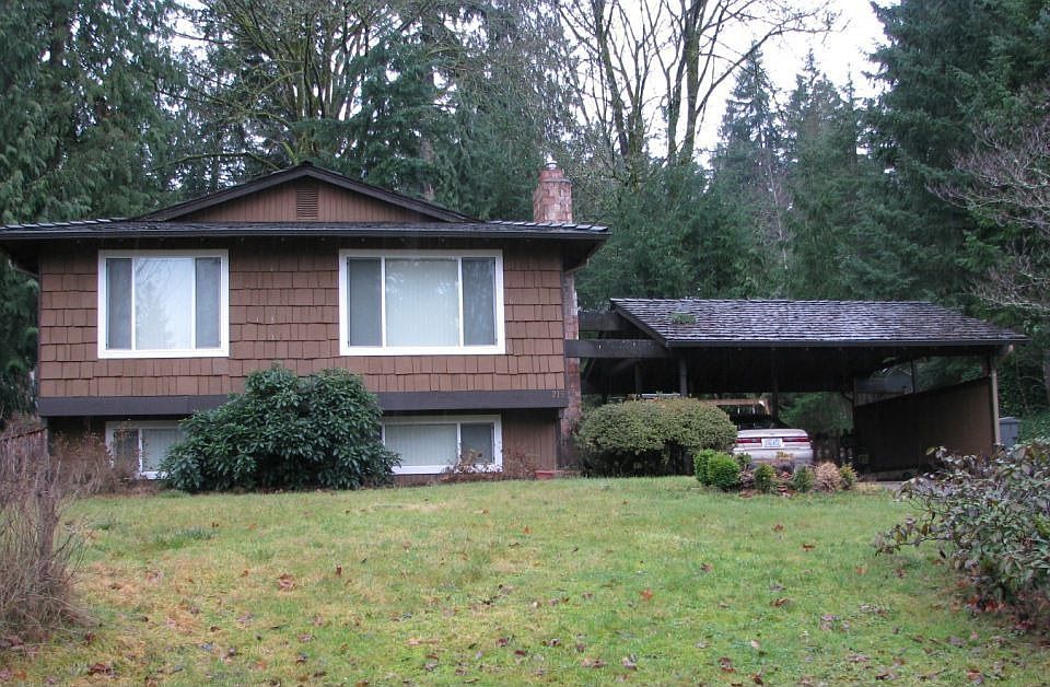 1st image of 215 Capella Dr NW