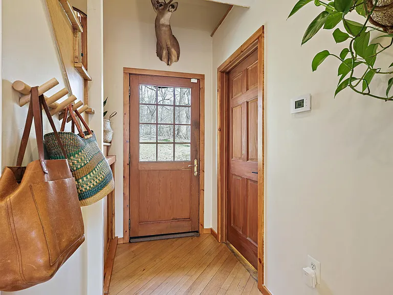 13915 Piscataway Dr — Photo 2