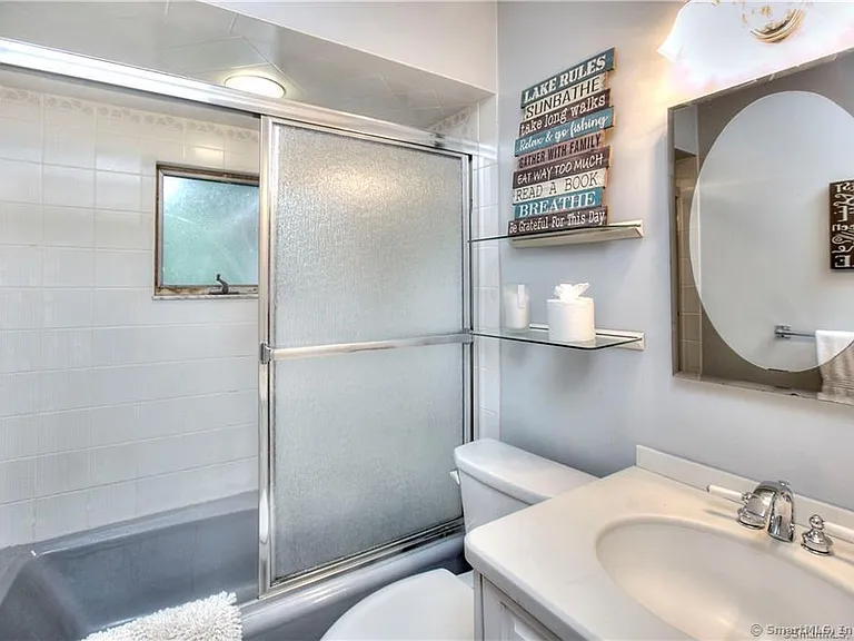 151 Sasapequan Rd — Photo 14