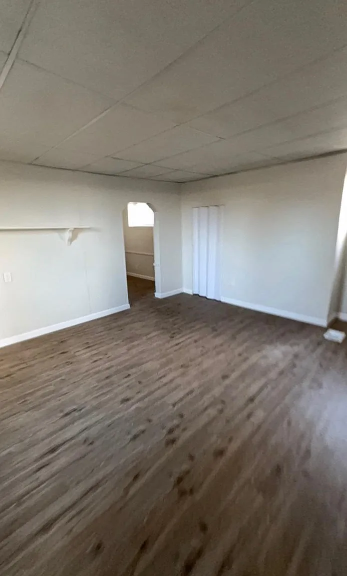 4 bed, 1368 sqft, $2,000 — Photo 3