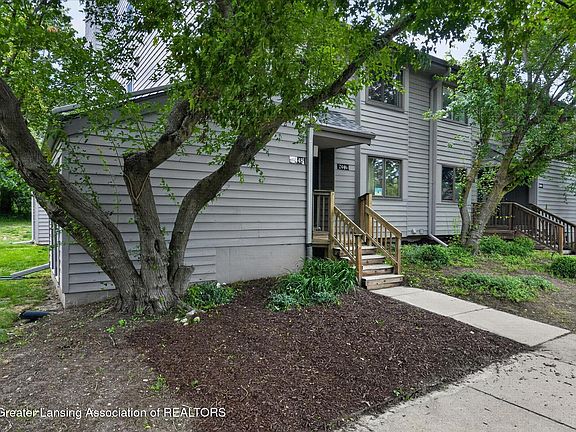 3rd image of 2448 Burcham Dr