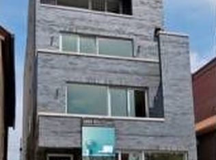 1414 W Grand Ave, Chicago, IL 60622