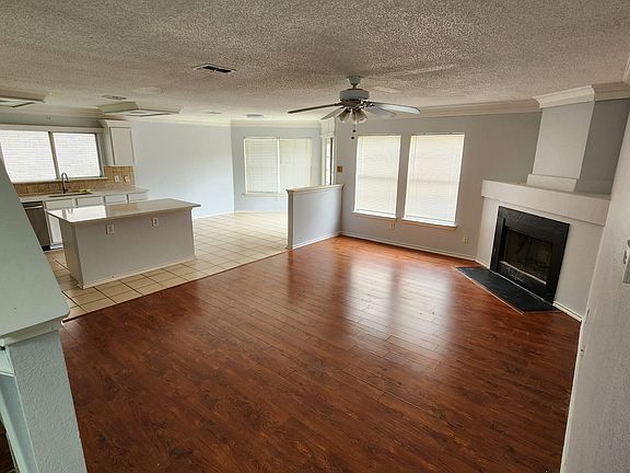 3rd image of 7219 Lighthouse Rd