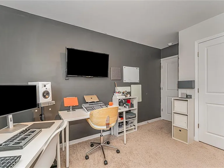 3805 Buckskin Way — Photo 12