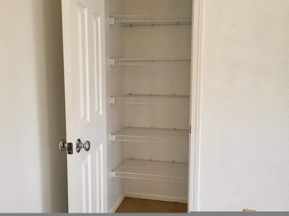 94-510 Lumiaina St APT G104, Waipahu, HI 96797