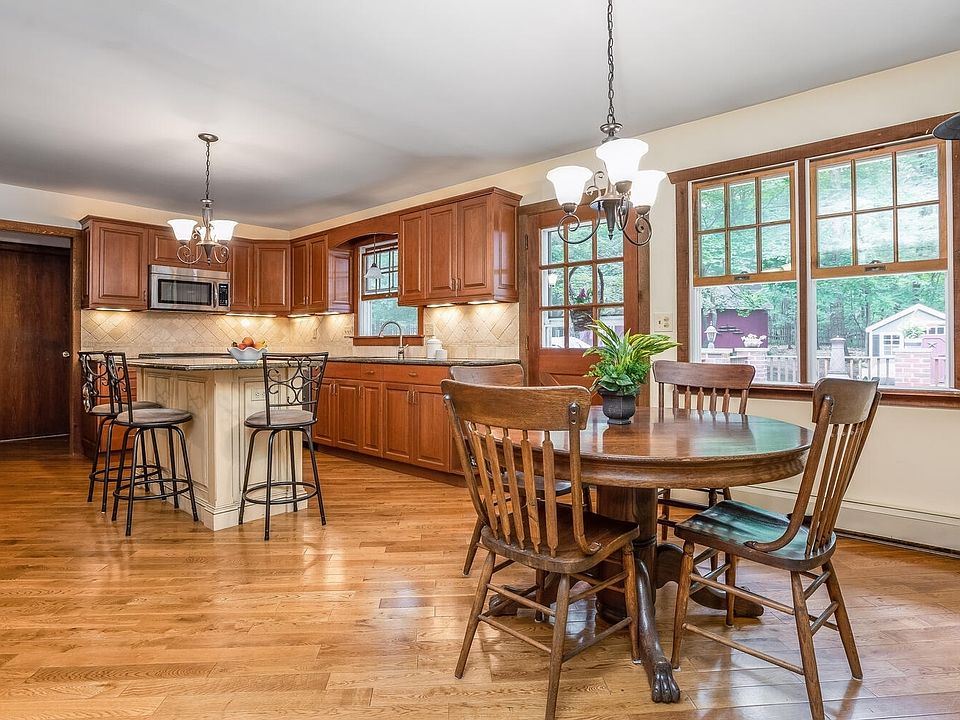 132 Upper Kingtown Rd, Pittstown, NJ 08867 Zillow