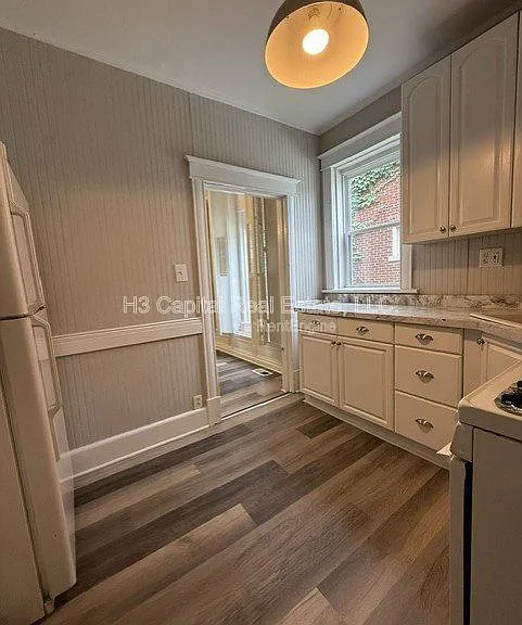 2262 Cleveland Blvd — Photo 8