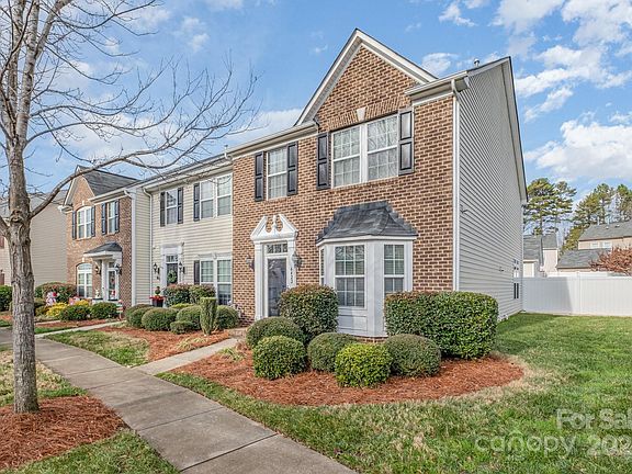 2nd image of 6422 Hasley Woods Dr