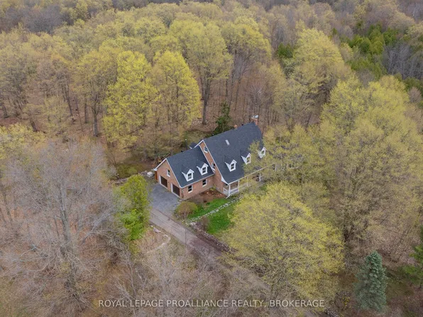 3733 Jamieson Rd, South Frontenac, ON K0H 1V0
