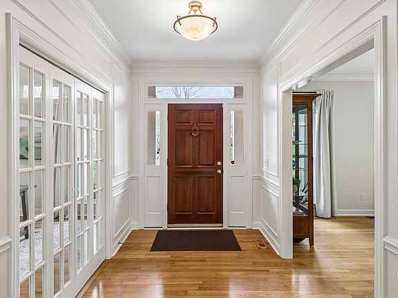 4th image of 2158 Key Dr