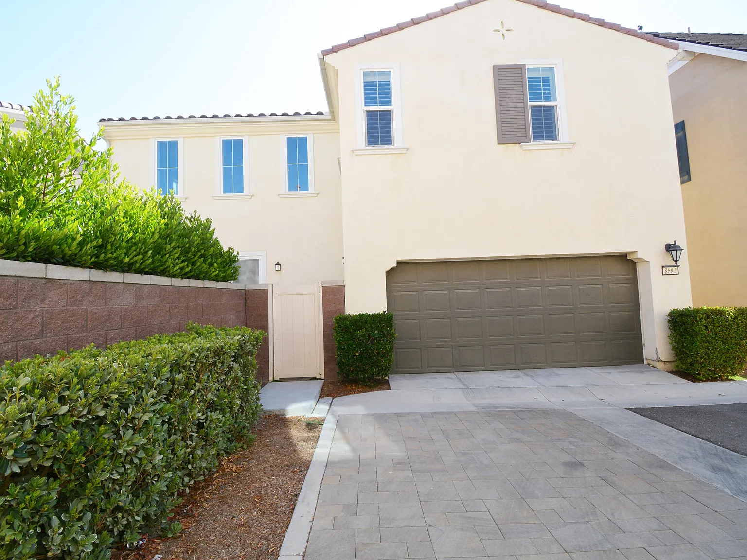 4 bed, 3.5 bath, 2040 sqft, $3,900 — Photo 3