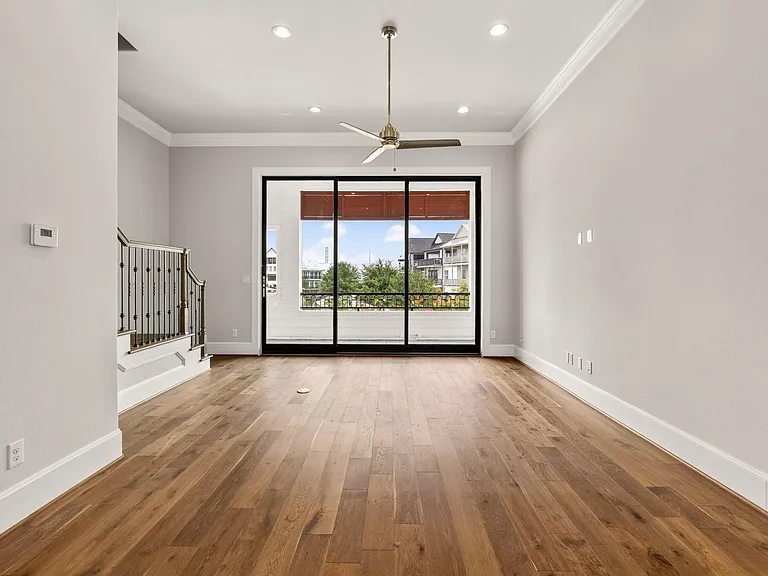 8711 Oak Kolbe Ln — Photo 21