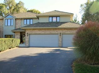 2547 Saxon Pl, Rockford, IL 61114