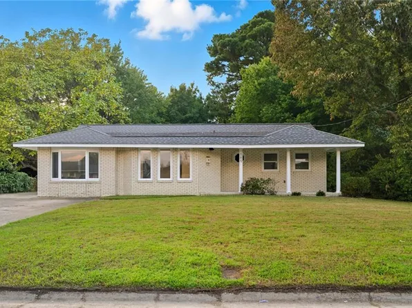 669 Bottino Ln, Virginia Beach, VA 23455