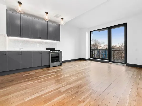 1134 Fulton Street image 1 of 10